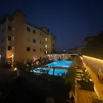 Park Otel 3*