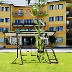 Park 3*