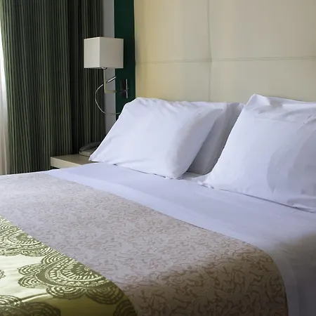 Park Hotel 3*