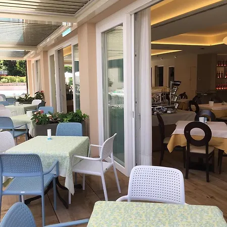Park Hotel 3*