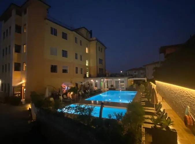 Park Hotel 3*